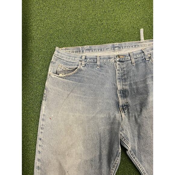 Vintage Wrangler 44x30 Relaxed Fit Blue Jeans Classic Denim Work Pants - Picture 4 of 12
